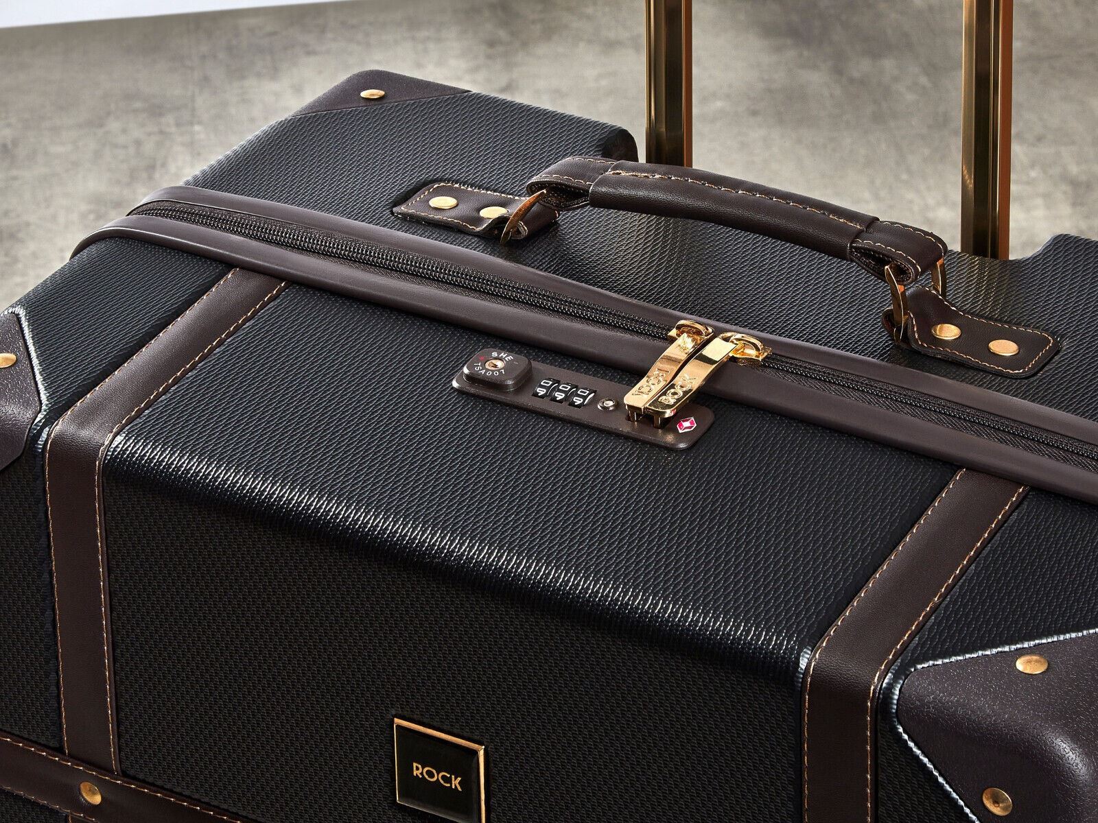 Alexandria Large Hard Shell Suitcase in Black