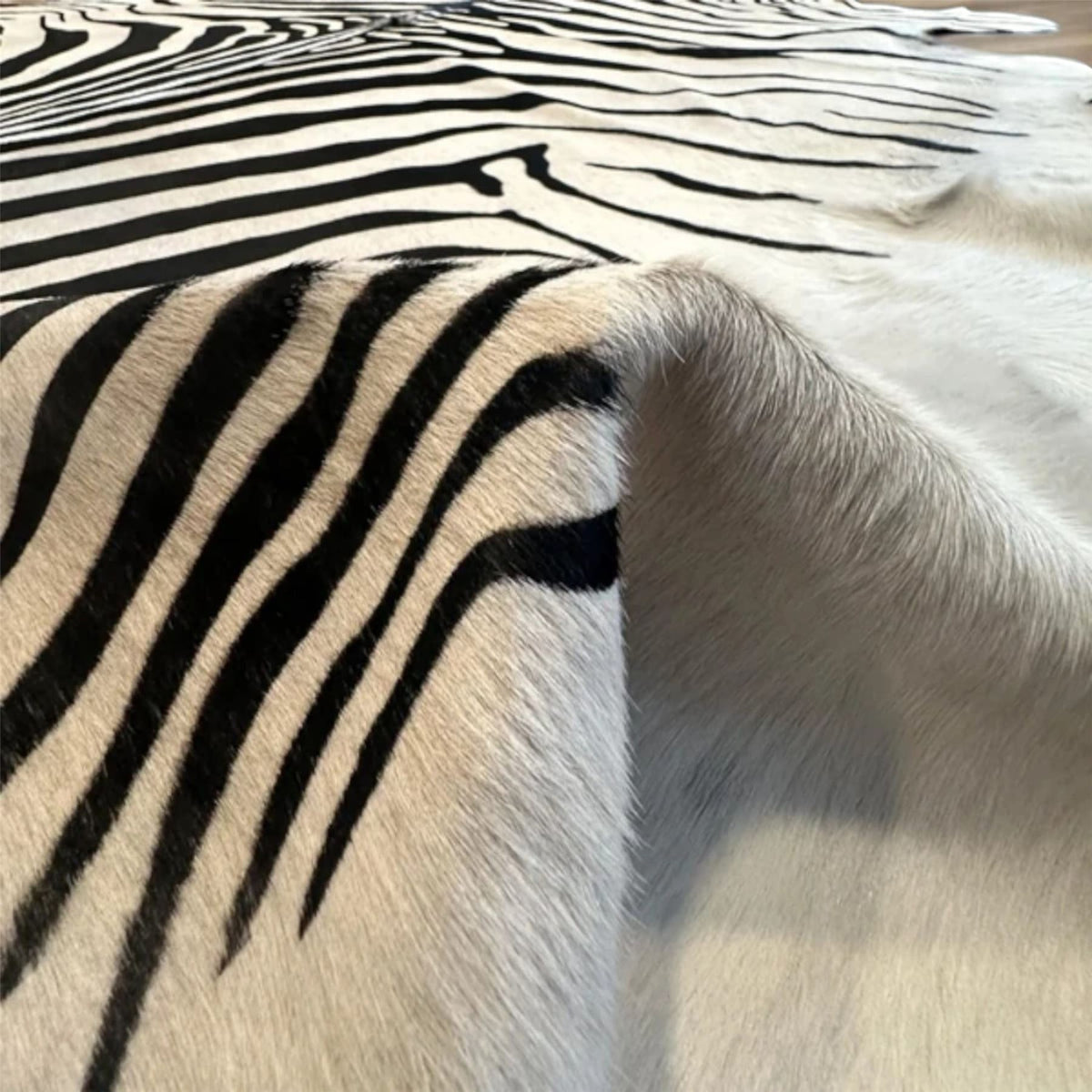 Natural Cow Real Leather Print Cowhide Hairon Rug - Zebra