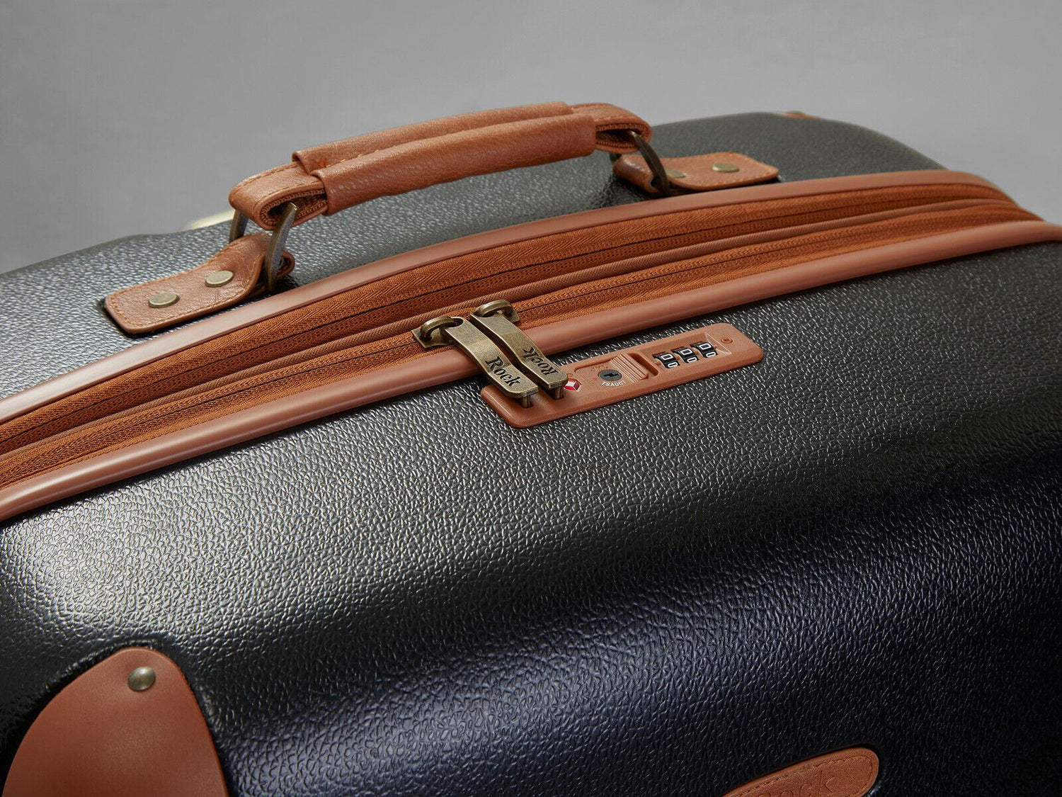 Anderson Large Hard Shell Suitcase in Black