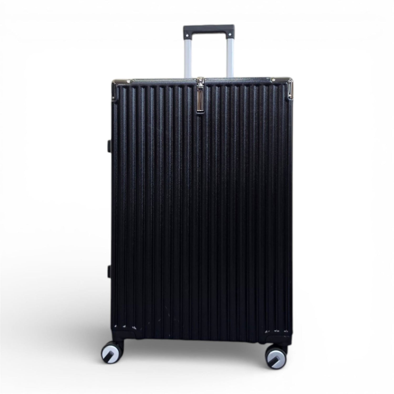 Airdrie Large Hard Shell Suitcase in Black