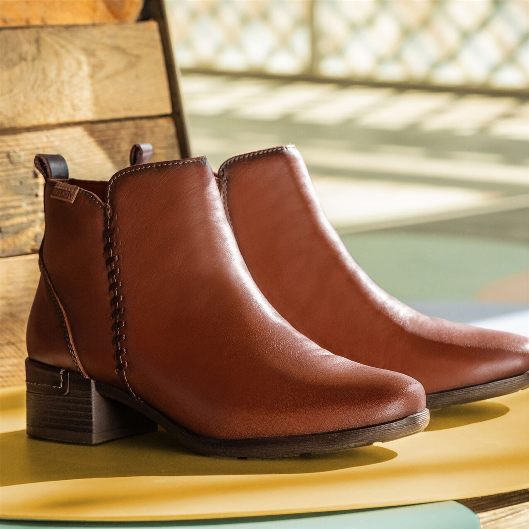 Pikolinos Women’s Cuero Brown Leather Zip Heel Ankle Boots - Malaga