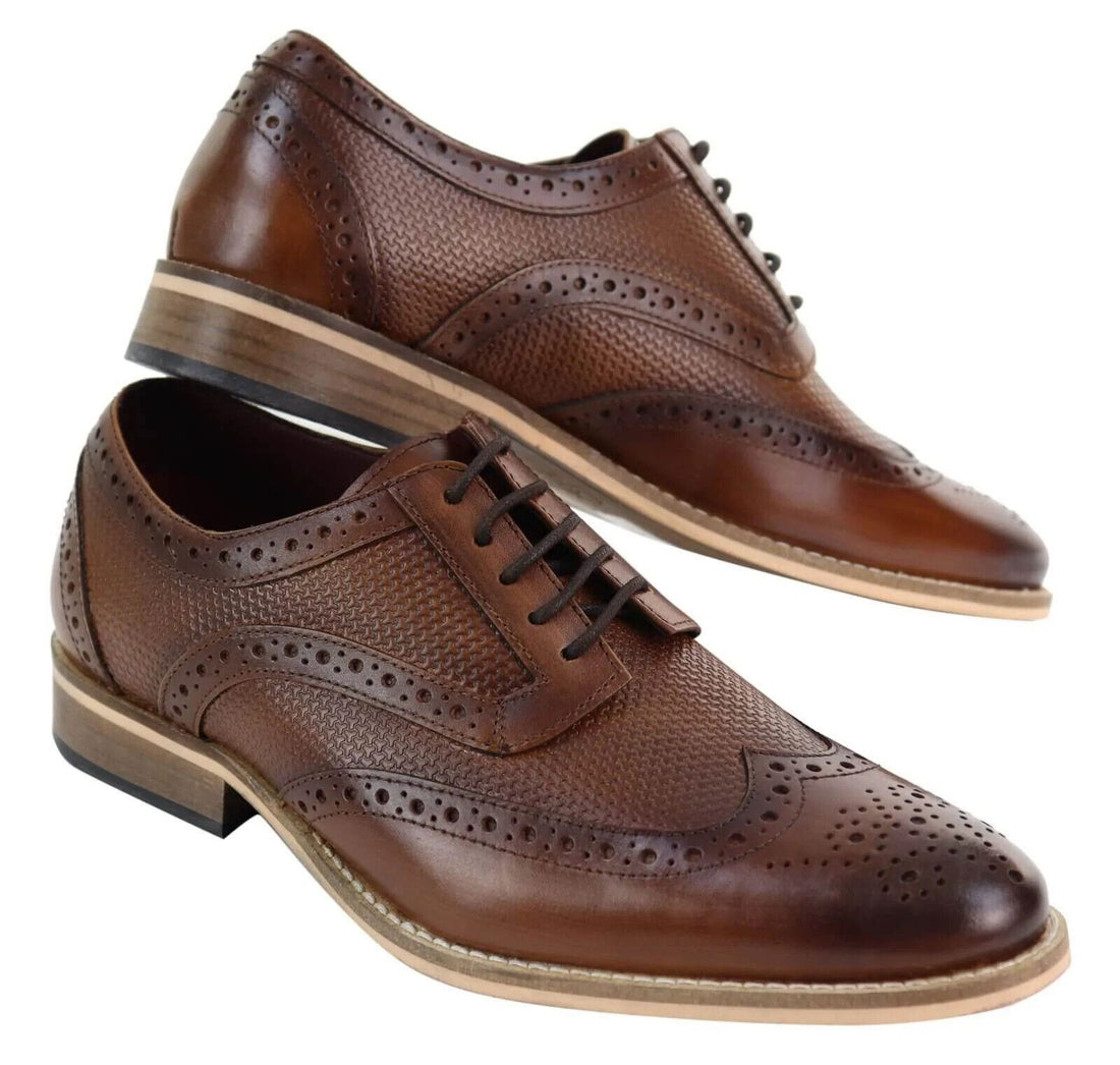 Mens Classic Oxford Brogue Shoes in Patterned Tan Leather