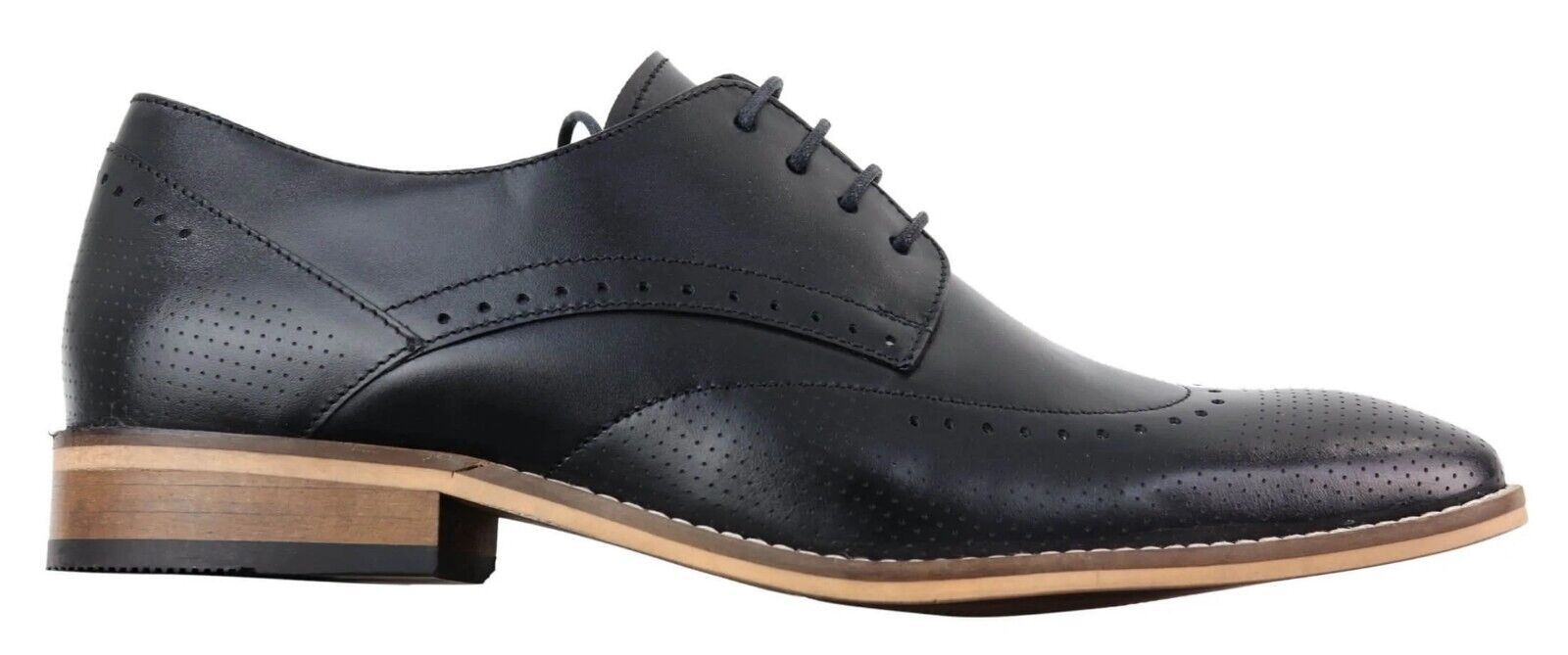 Mens Classic Oxford Brogue Shoes in Perforated Black Leather