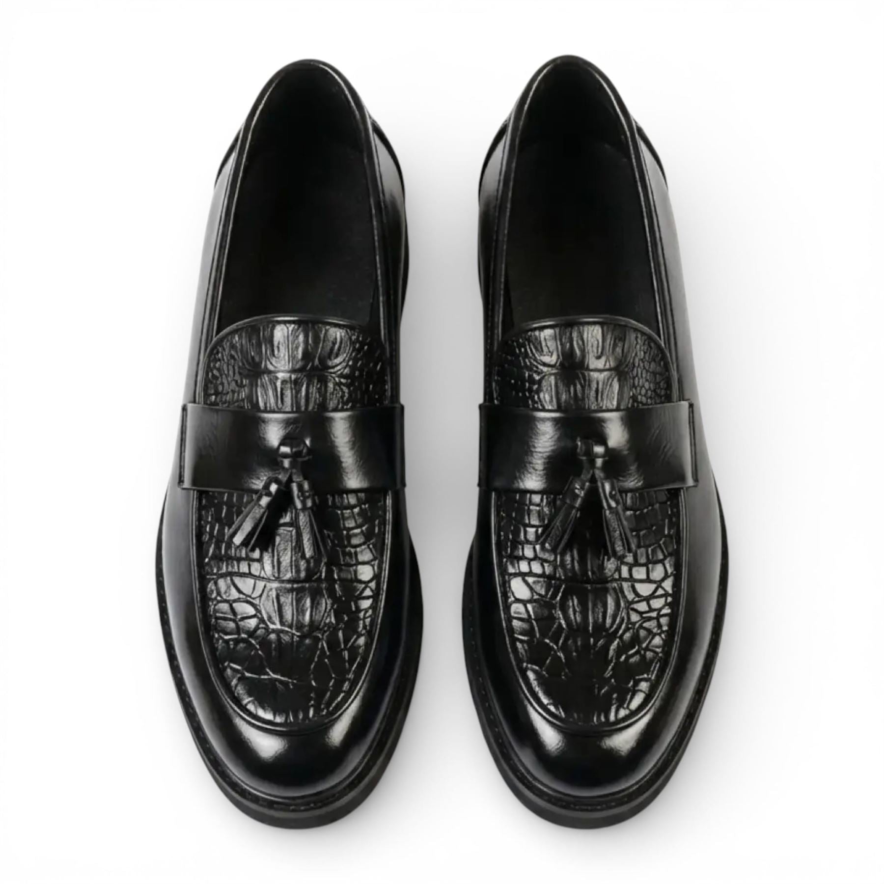 Mens Faux Leather Black Tassel Lug Sole Textured Loafers Shoes