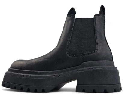 Windsorsmith Black Chunky Leather Chelsea Boots - Dopamine