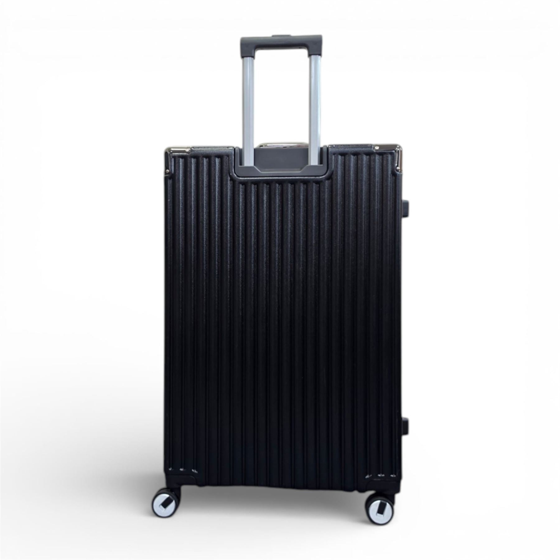 Airdrie Large Hard Shell Suitcase in Black