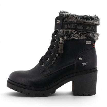 Mustang Women&