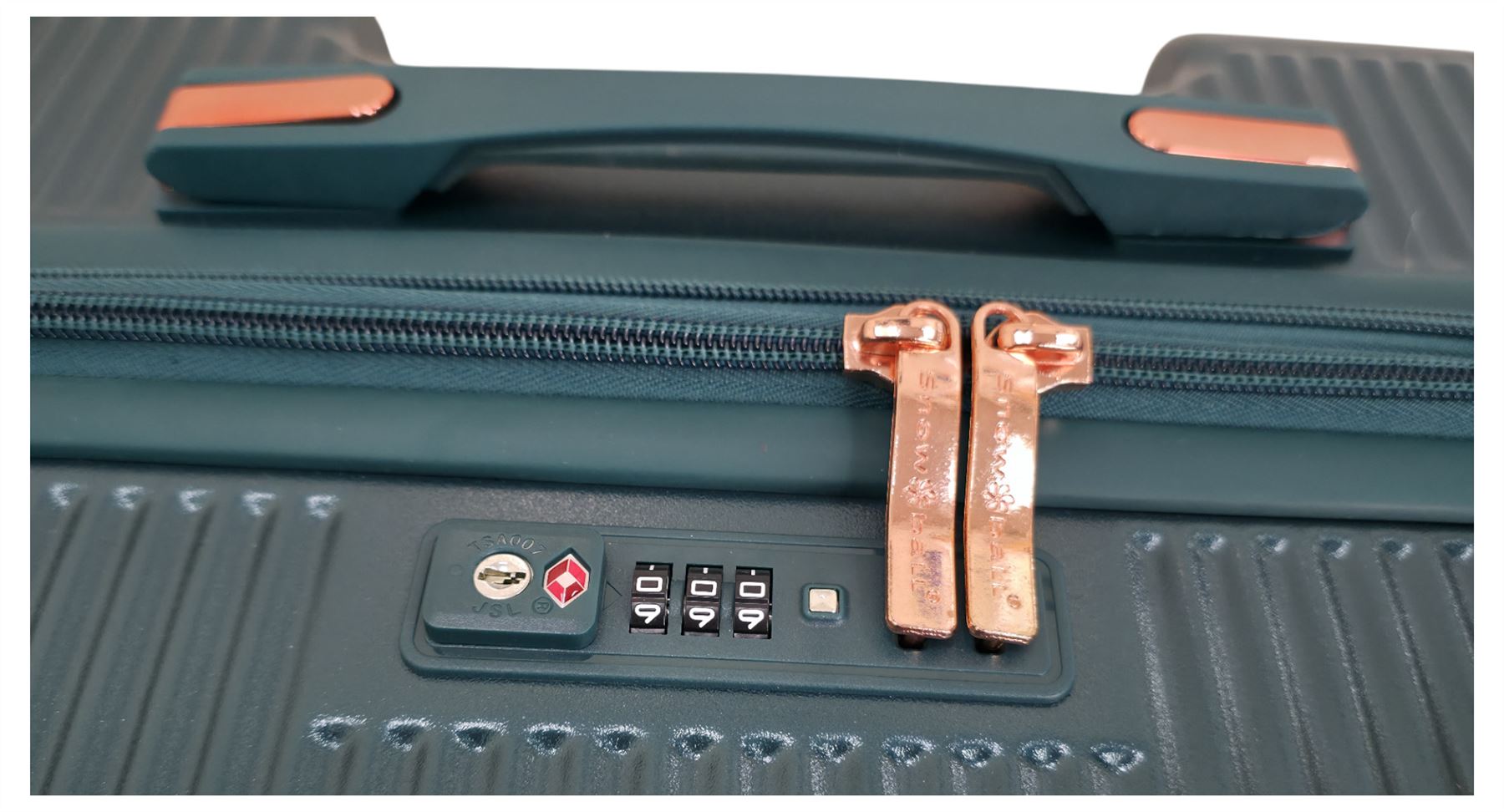 Cowra Cabin Hard Shell Suitcase in Dark Green
