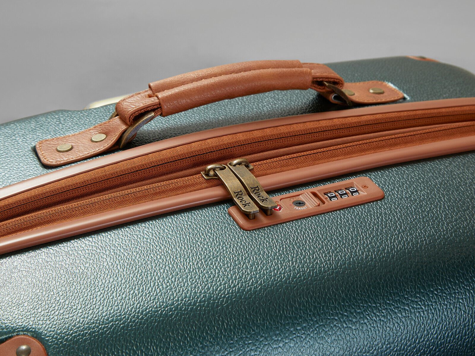 Anderson Large Hard Shell Suitcase in Green