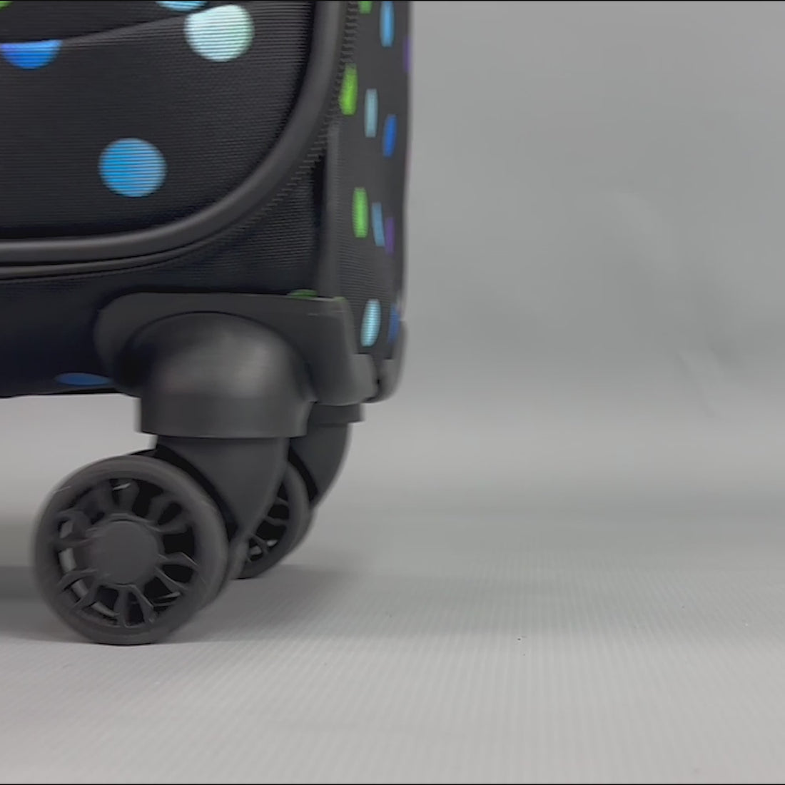 Ashville Large Soft Shell Suitcase in Dots