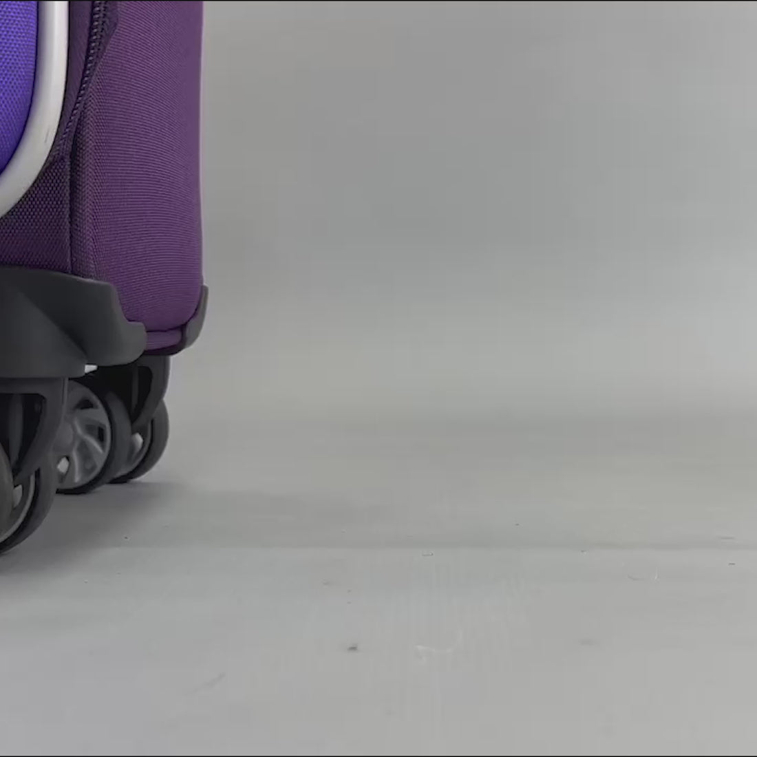 Beaverton Large Soft Shell Suitcase in Purple