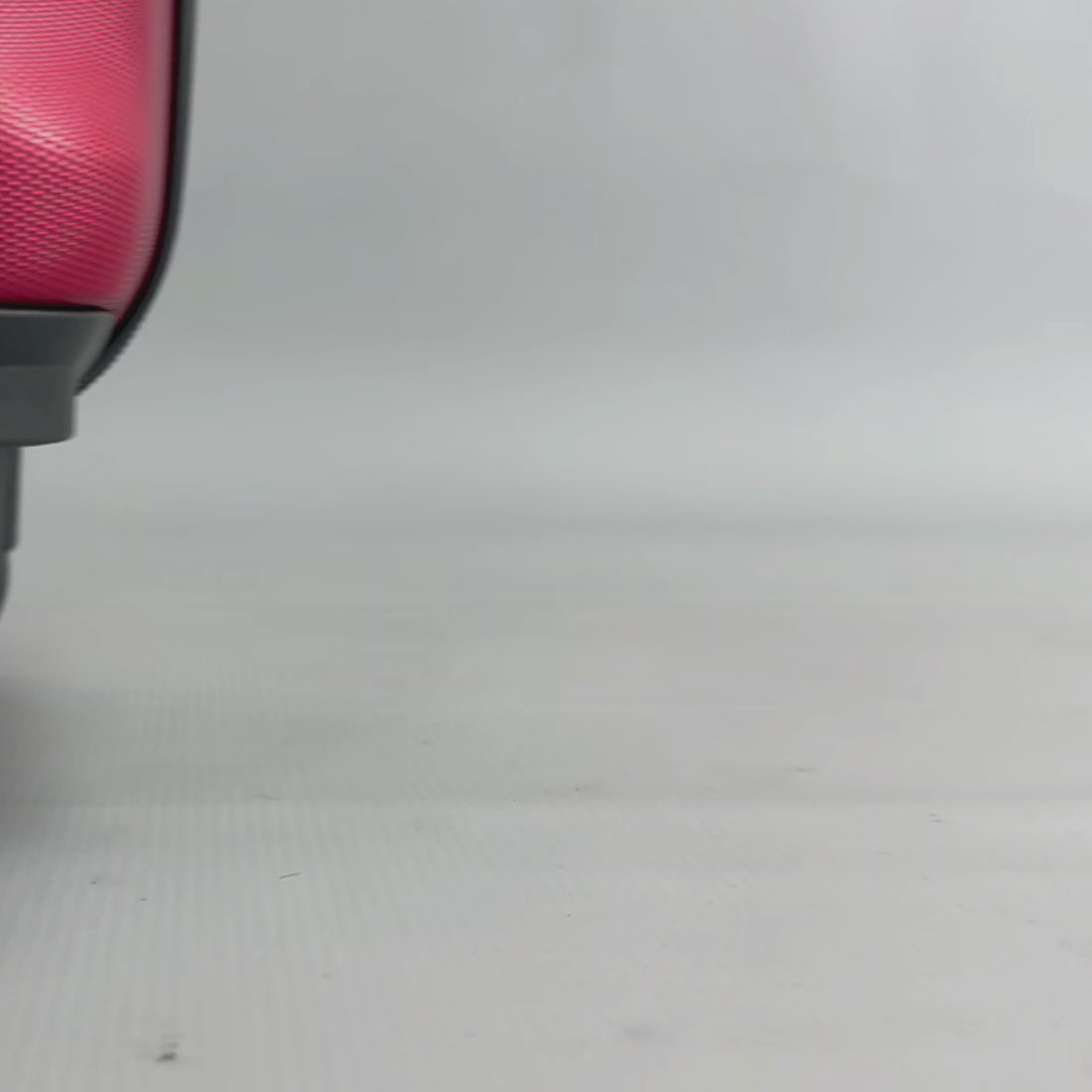 Albertville Extra Large Hard Shell Suitcase in Burgundy