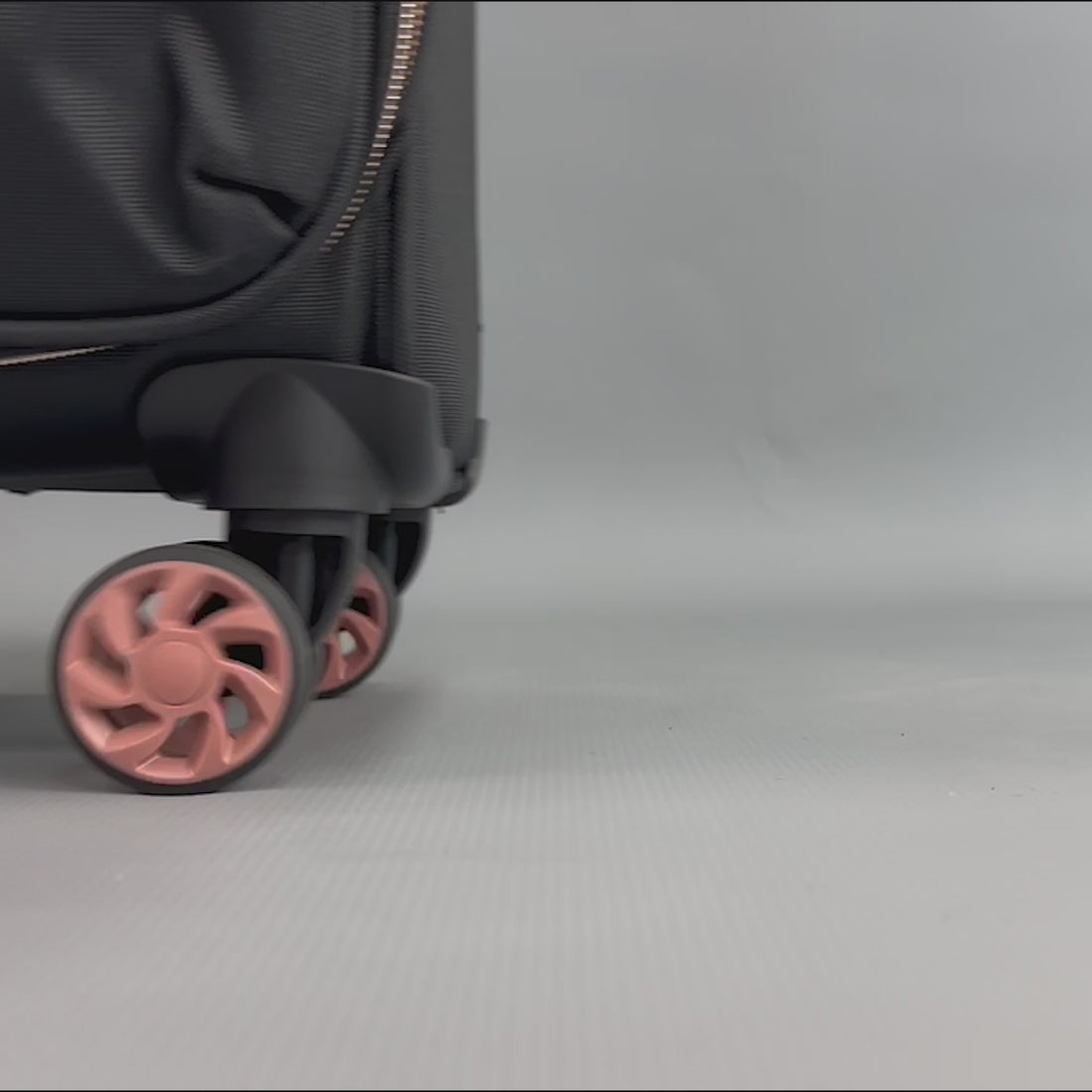 Birmingham Large Soft Shell Suitcase in Black