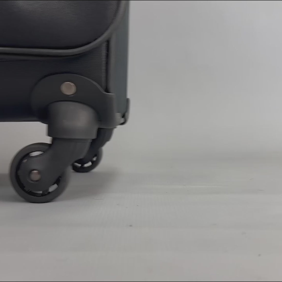 Coaling Large Soft Shell Suitcase in Black