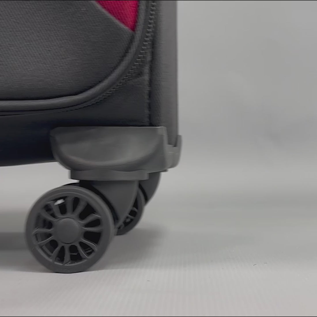 Ashland Extra Large Soft Shell Suitcase in Black